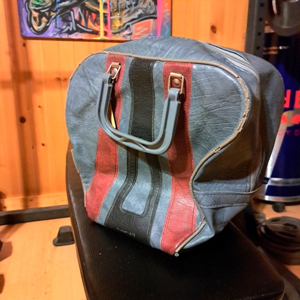 VINTAGE Brunswick Bowling Ball Bag Rockabilly Gray Red Hipster Case with tag